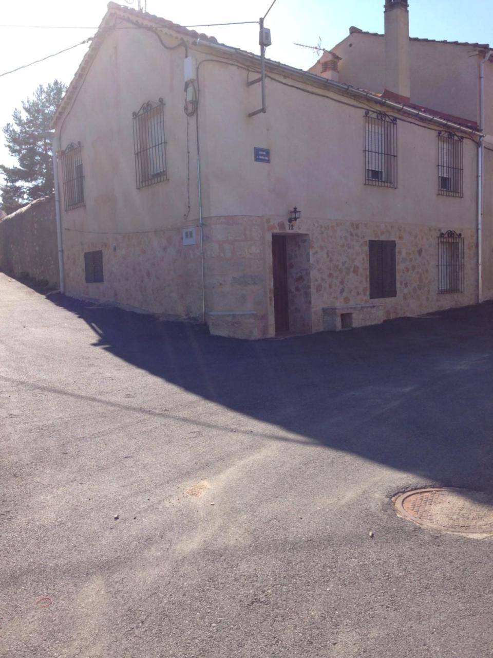 Apartamento Rural La Muralla De Pedraza Chavida エクステリア 写真