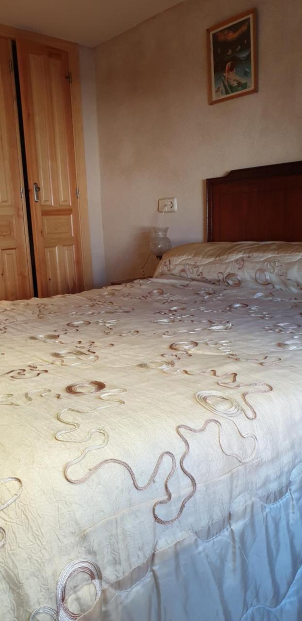 Apartamento Rural La Muralla De Pedraza Chavida エクステリア 写真